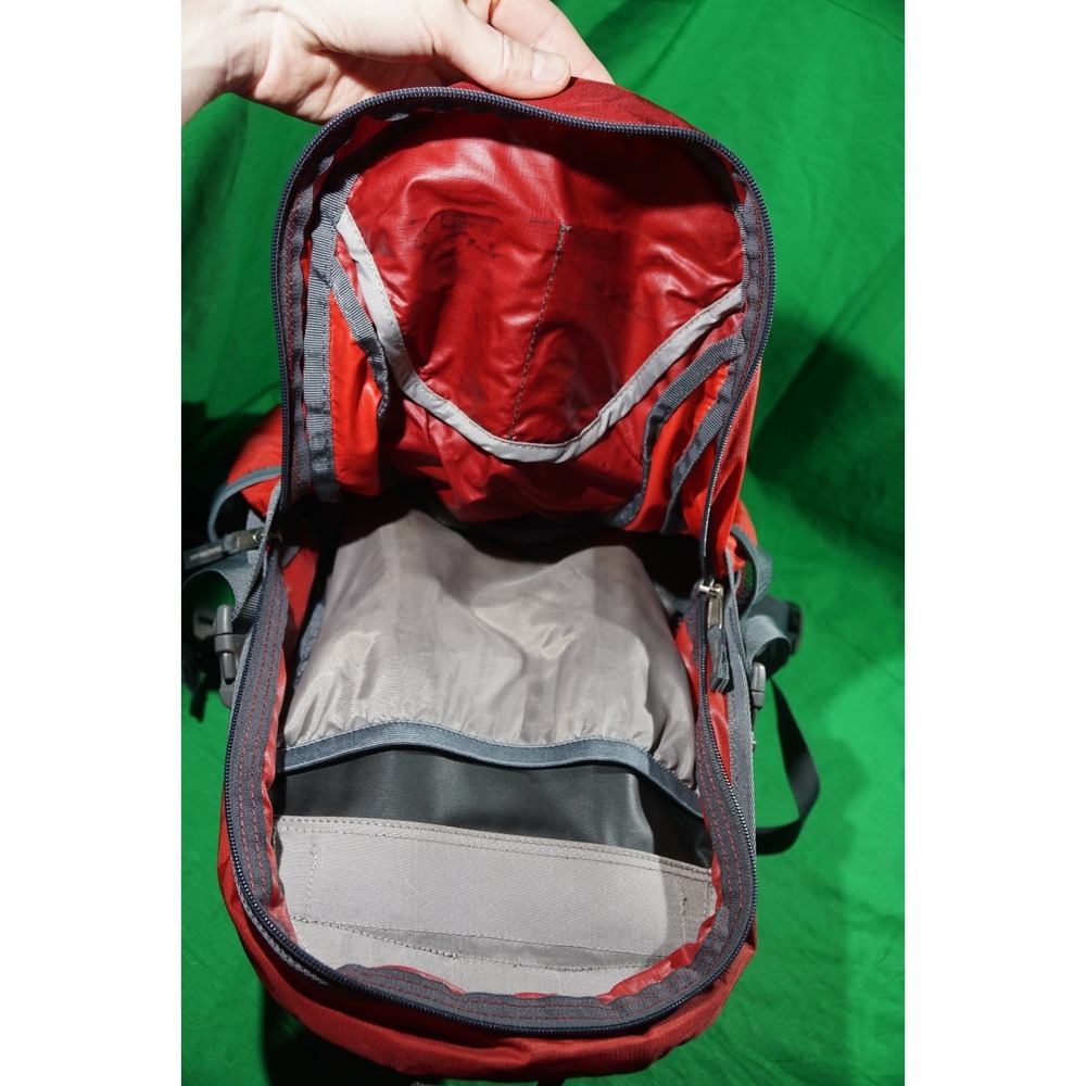 Deuter Ergo Air 20 Kids Hiking Backpack Red - Picture 7 of 7
